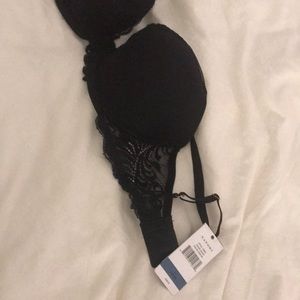 Brand new Natori feathers bra size 32DDD